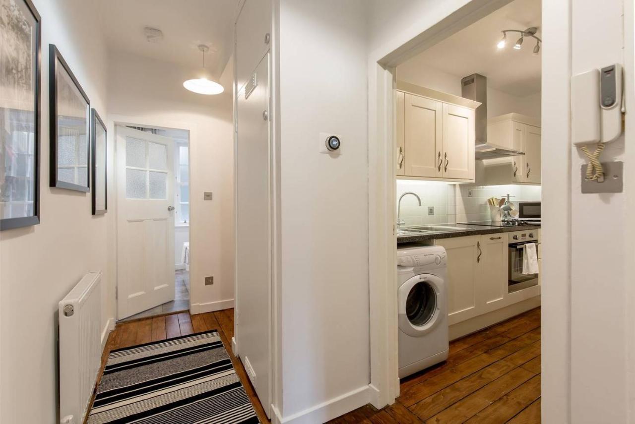 Altido Unique & Stylish Grassmarket Apt - Close To Castle Edimburgo Exterior foto